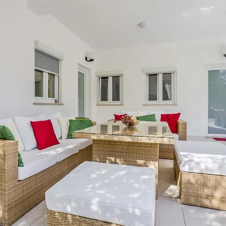 Apartamento File-3 By Interhome *
