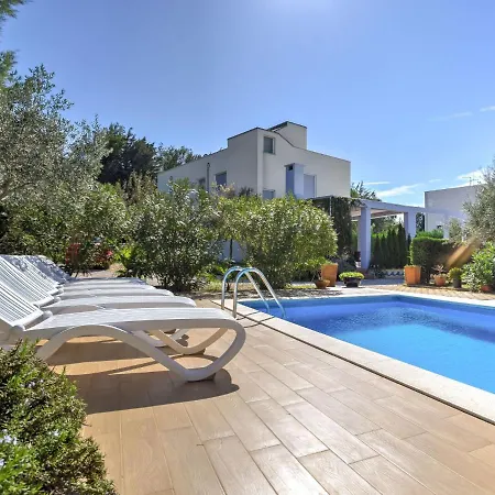 Apartment File-3 By Interhome Zambratija (Istria)