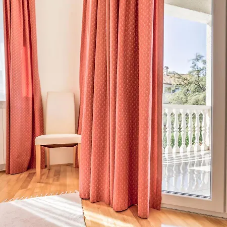 File-3 By Interhome * Zambratija (Istria)